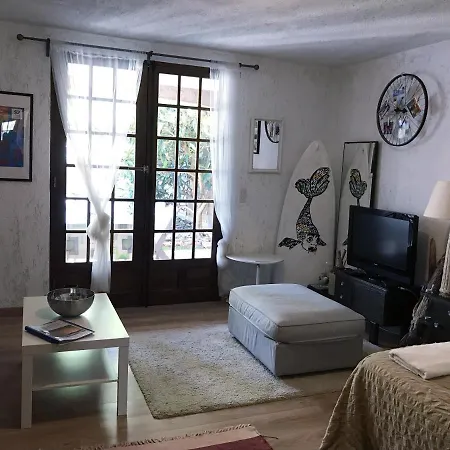 Tropez - Chambre Familiale Avec Terrasse * サントロペ